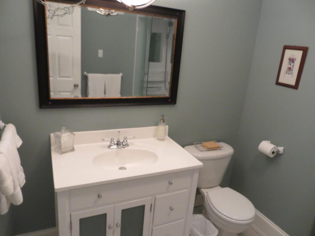 Queen Suite