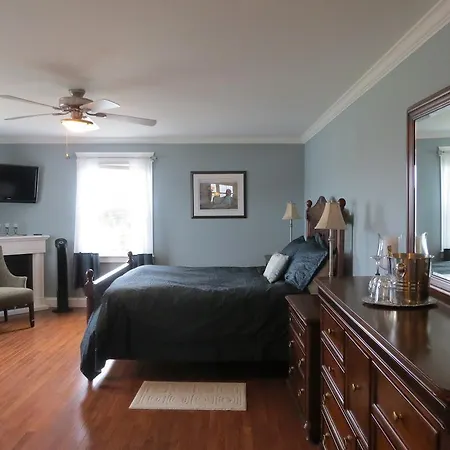 Lancaster Inn B&B-2